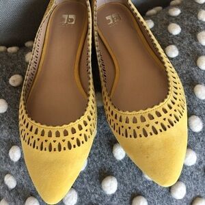 - New - Joe's ballet flat